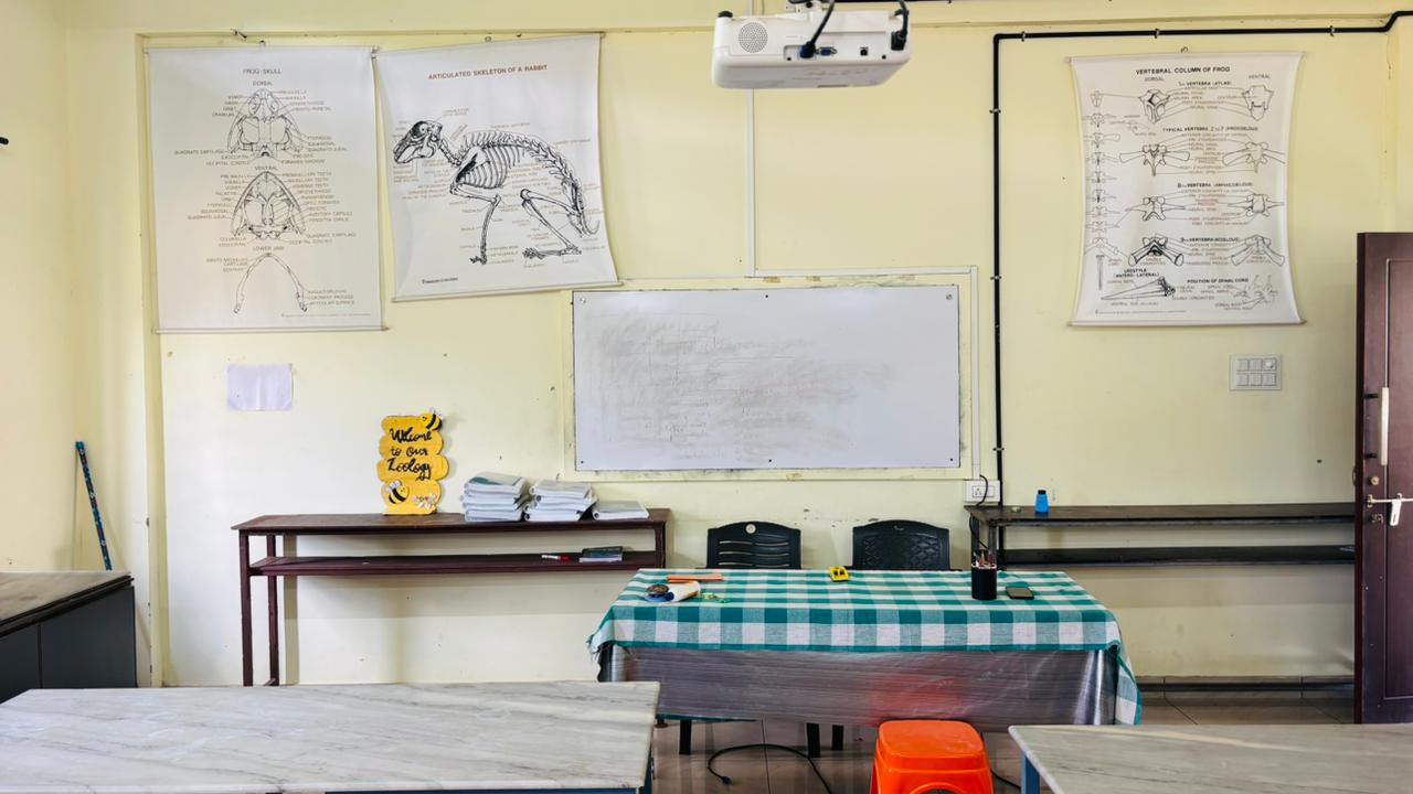 Zoology Lab